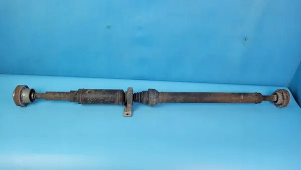 Dodge Challenger SXT Drivaxel OEM 68312786AC image 10