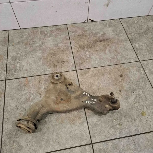 Braccio di Controllo Anteriore Sinistro MERCEDES-BENZ VITO TOURER A4473301407 image 3