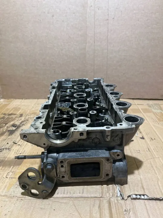 Ford OE 9655911480 Cilinderkop - Gebruikt image 3