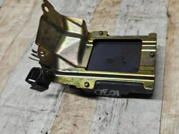 Module d'injecteur Toyota Avensis T250 2005 OEM 8987120040 image 6