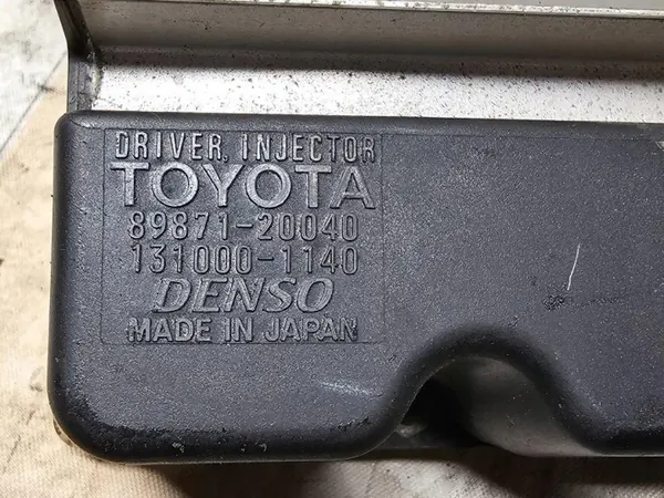 Module d'injecteur Toyota Avensis T250 2005 OEM 8987120040 image 7