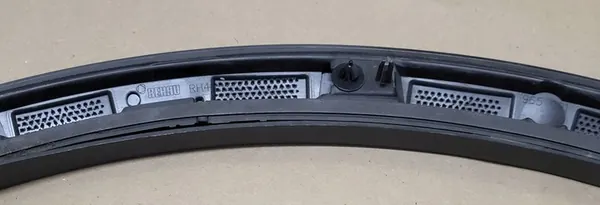 Vasen etulokasuojan trimmi Audi Q3 II S-Line OE 83A853717B image 10