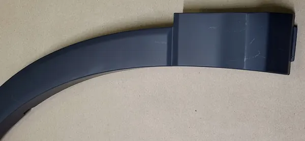 Vasen etulokasuojan trimmi Audi Q3 II S-Line OE 83A853717B image 2