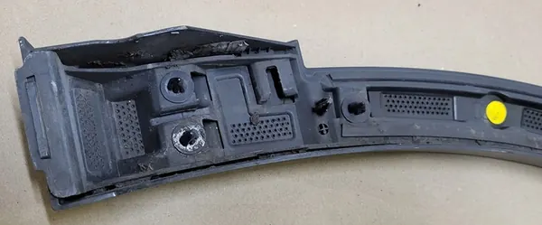 Vasen etulokasuojan trimmi Audi Q3 II S-Line OE 83A853717B image 7