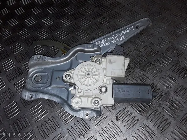 Toyota ikkunan säädin OEM 6984005100 - Käytetty image 3