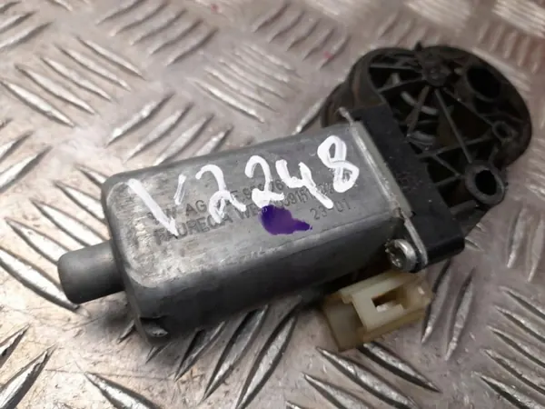 Motor de asiento OEM 5QF 959 761 A para VW Touareg III image 3