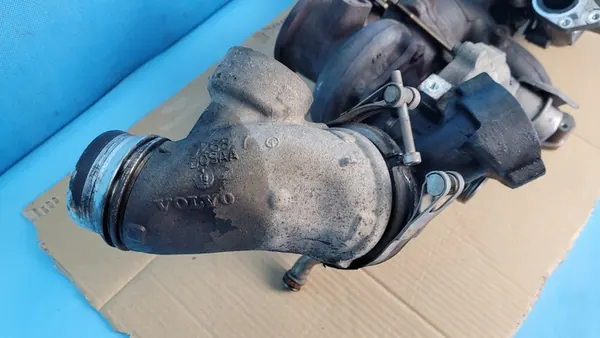 Turbocompresor VOLVO XC90 II 2.0D 31492976 image 4
