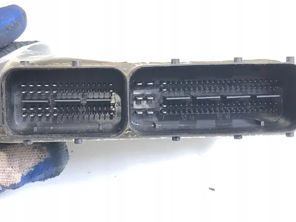 Ordinateur de moteur Chevrolet Cruze 1.6 124CV ECU 25186182 image 3