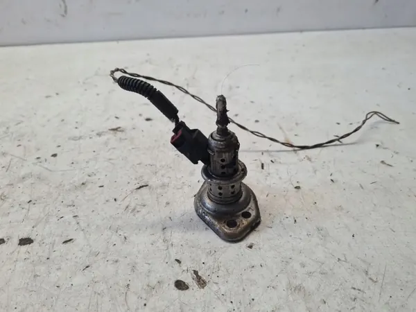 Injecteur AdBlue Opel OEM 55501991 pour Insignia A image 2