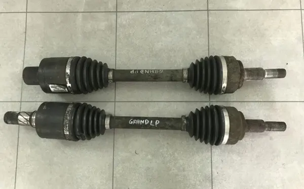 Joint CV gauche OEM P52104701AB pour Jeep avant image 2