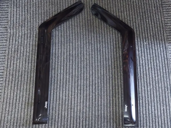 Pare-soleil latéral Jeep Wrangler JL OEM 82215372AB image 2