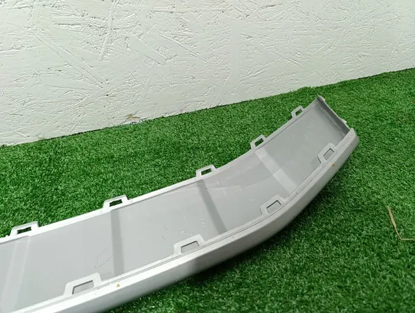 VOLKSWAGEN T-ROC 2GA Framspoiler 17- OEM image 8