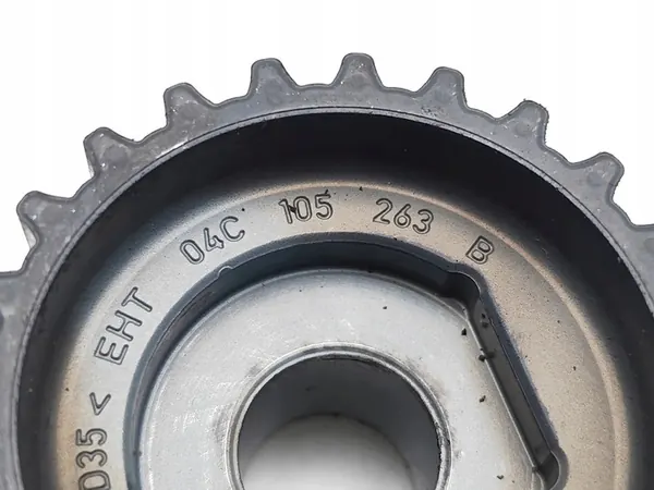 VW Polo Vevaxelpulley 1.0 TSI 04C105263B image 7