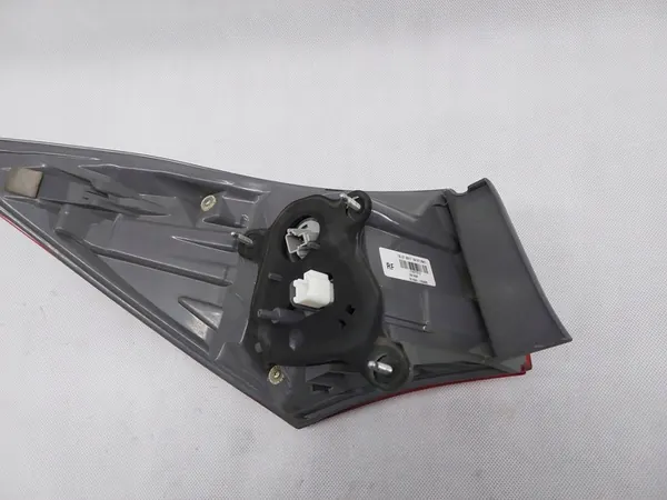 TOYOTA OE 81550-02A80 Lámpara Trasera Derecha image 7