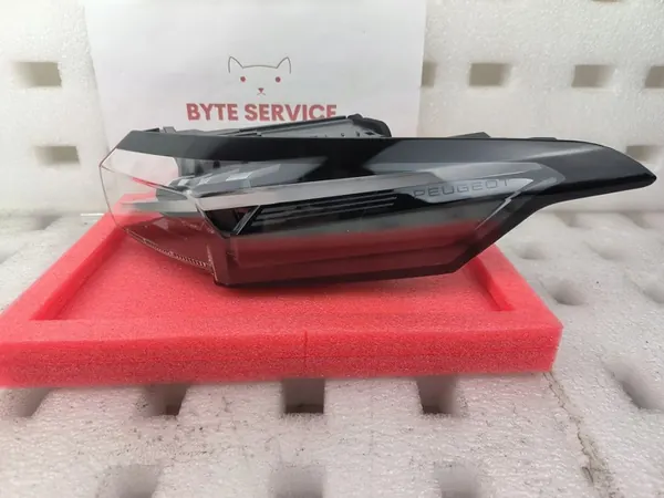 PEUGEOT 308 GT III Lámpara Derecha 9835299380 image 3