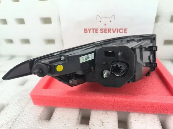 PEUGEOT 308 GT III Lámpara Derecha 9835299380 image 7