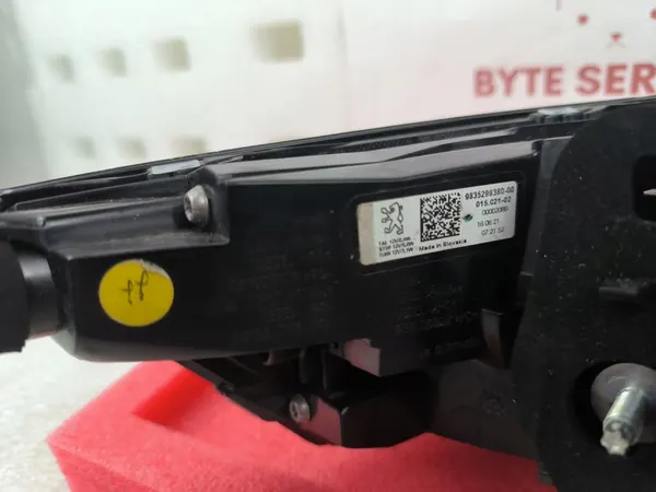 PEUGEOT 308 GT III Lámpara Derecha 9835299380 image 8