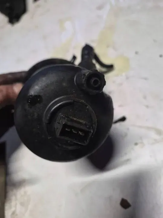 Brandstofffilterhuis PA66GF20GF10 voor Opel Zafira B 1.9L image 3