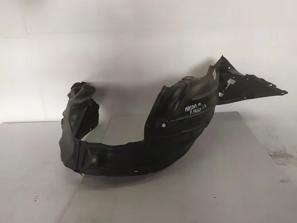 Mazda 3 III BM Främre Höger Stänkskydd B45A56130H image 5