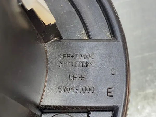 Alfa Romeo Giulia bläserventil OEM 5W0431000 image 3