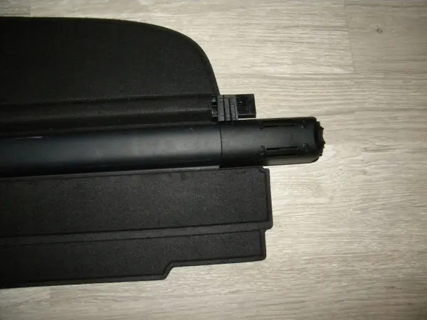 Store de coffre Skoda Octavia Break OEM 5E9867871B image 7