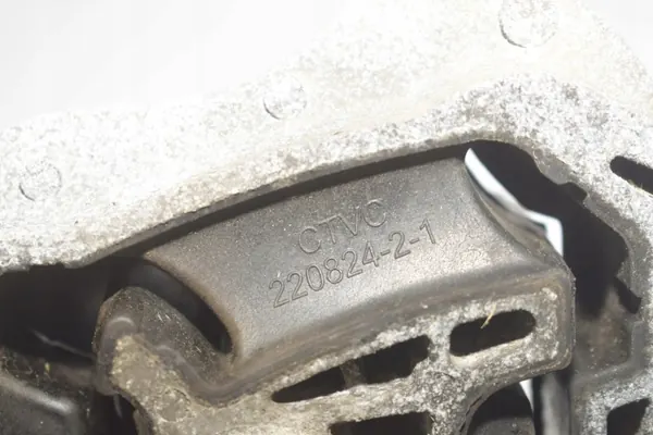 BMW Motorfäste OEM 22119423382 Höger Sida image 4