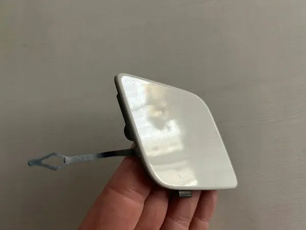 Copertura del gancio di traino posteriore BMW Serie 1 F20 F21 OEM image 4