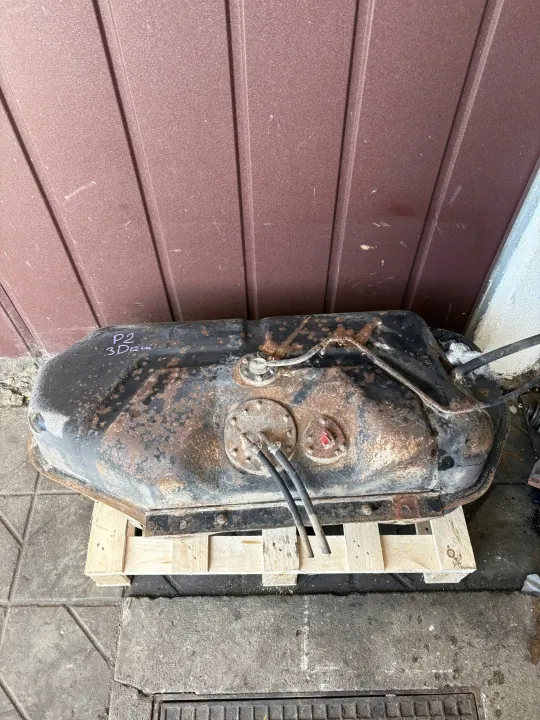 Brandstoftank OEM BAK ZBIORNIK PALIWA voor Mitsubishi Pajero II image 2