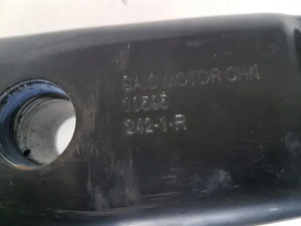 MG ZS dashboardversterking OEM 10595 - Gebruikt image 4
