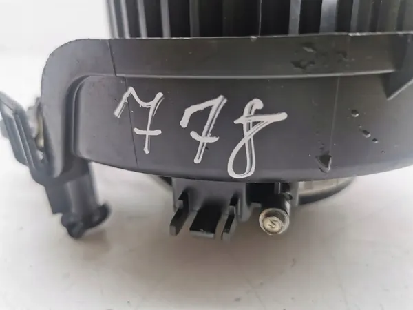 Motor do ventilador Volkswagen T-Roc 2018 5Q2819021B image 4