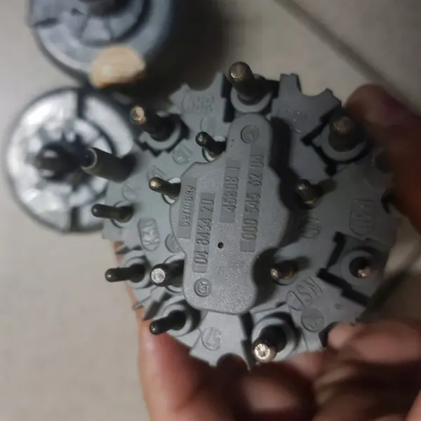 Lichtschakelaar Mercedes A0005456204 W124 SL W129 S W126 W202 image 2