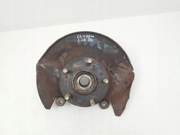 2005 Honda CR-V Etupyörän hubi image 1