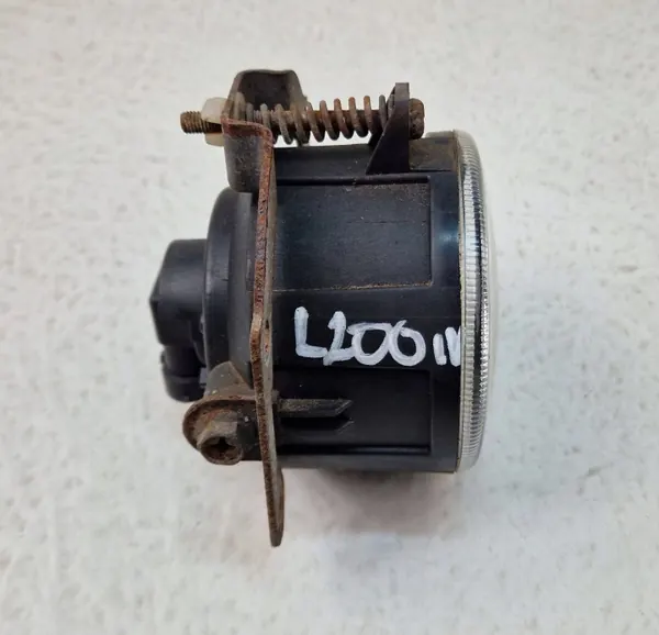 Mitsubishi L200 Front-Nebelscheinwerfer OEM L200 - Gebraucht image 5