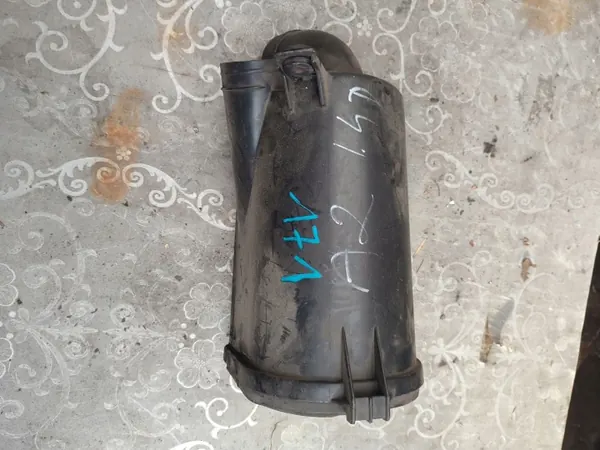 Luftfilterhus OEM 8Z0129607C för Audi A2 1.4 16V image 2
