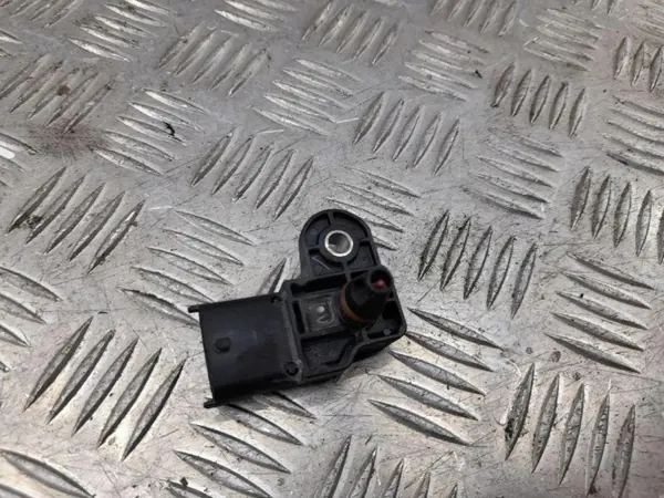 Cadillac CTS MAP-Sensor OEM 12644807 - Vorne image 3