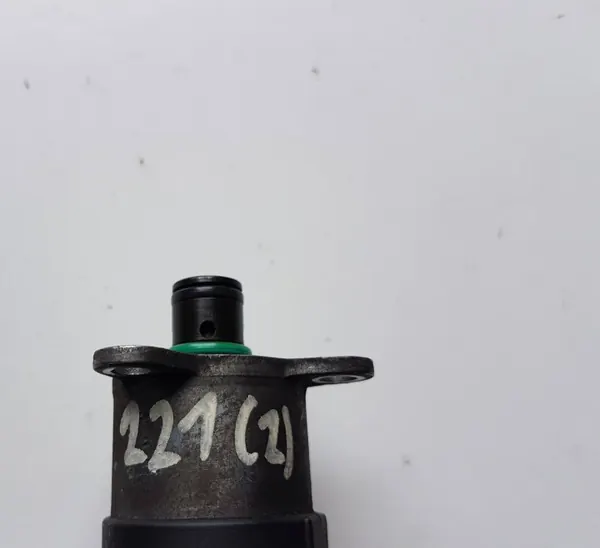 Bränsletrycksregulator OEM RUM34123 för Mercedes image 4