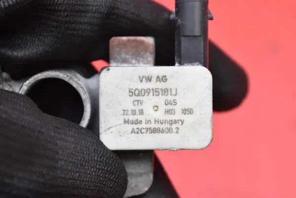 Minuspol OEM 5Q0915181J för Skoda Octavia 3 image 4