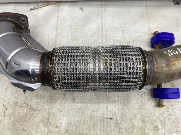 Volvo V90 CC B6 Avgasflexrör OEM 31493353 image 3