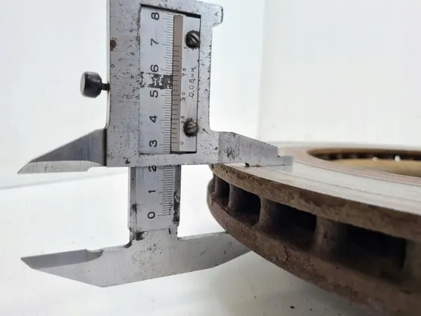 Tesla Model X Vorderer Bremsscheibe - Gebrauchtes OEM-Teil image 6