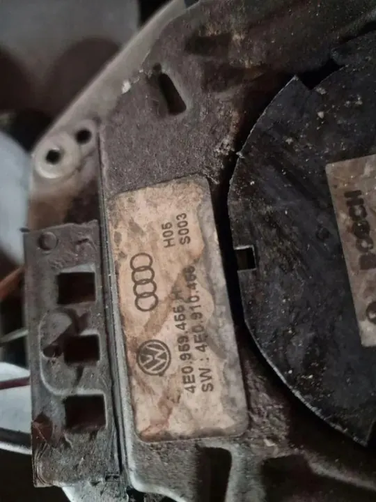 Correia dianteira usada OEM 4E0959455H para Audi A8 D2 4.2L image 5