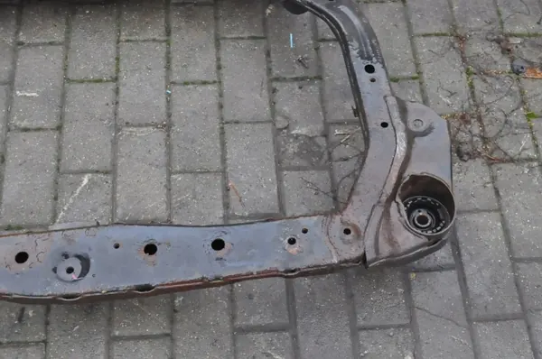 Kia OEM 235106 Vorderachsträger gebraucht image 7