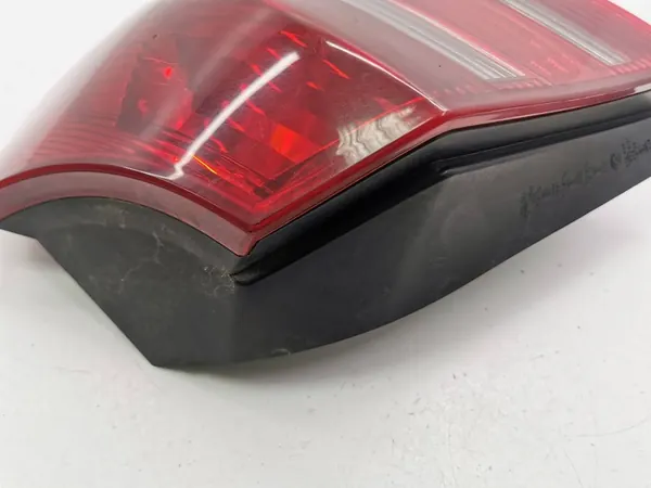 BMW 1 E81 E87 2007 Luz trasera derecha OEM 7164956 image 6