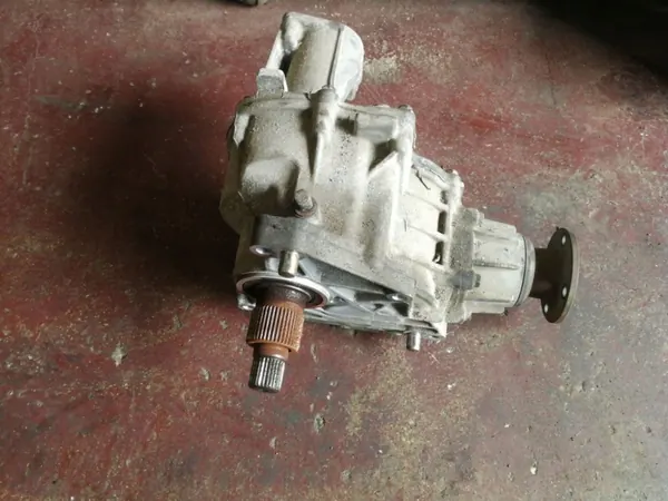 KIA Sportage 2007 Vaihteisto OEM AMD16810 image 3