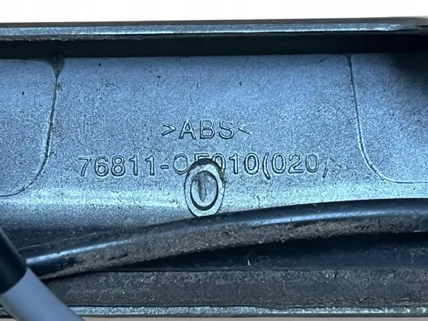 Moldagem de porta-malas Toyota Corolla Verso OEM 76811-05010 image 9