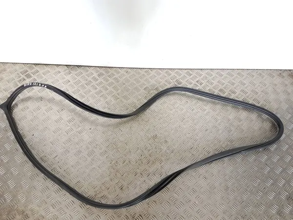 Joint de porte Kia Niro OEM RUM37335 - État utilisé image 2