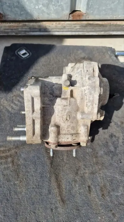 Front Reducer TOYOTA RAV 4 IV 2.2D 110kW 2014 image 3
