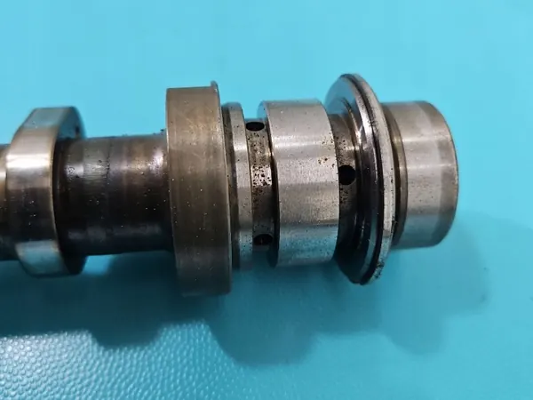 Árvore de cames usada para Audi Q5 3.0 TFSI CTU 272CV image 7