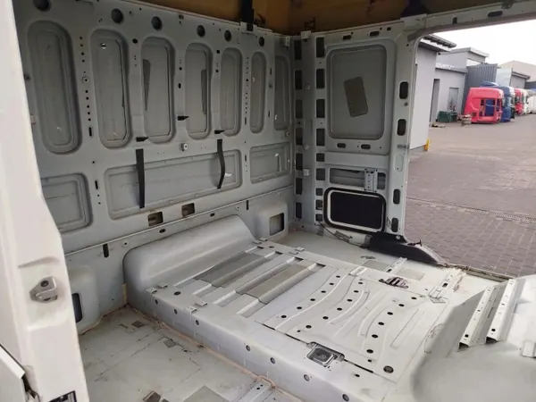 Cabina DAF XF 106 usada - OEM XF 106 image 9