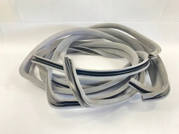 Samettiset ovitiivisteet harmaa OEM USZCZELKI/SDV10681 Mercedes image 10