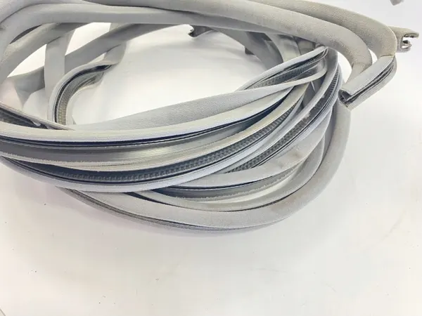 Samettiset ovitiivisteet harmaa OEM USZCZELKI/SDV10681 Mercedes image 4